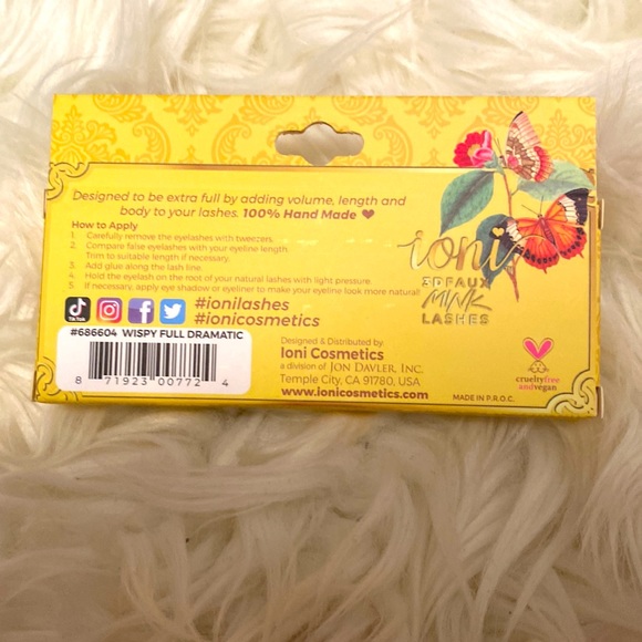 Ioni 3D Faux Mink Lashes - Picture 2 of 2